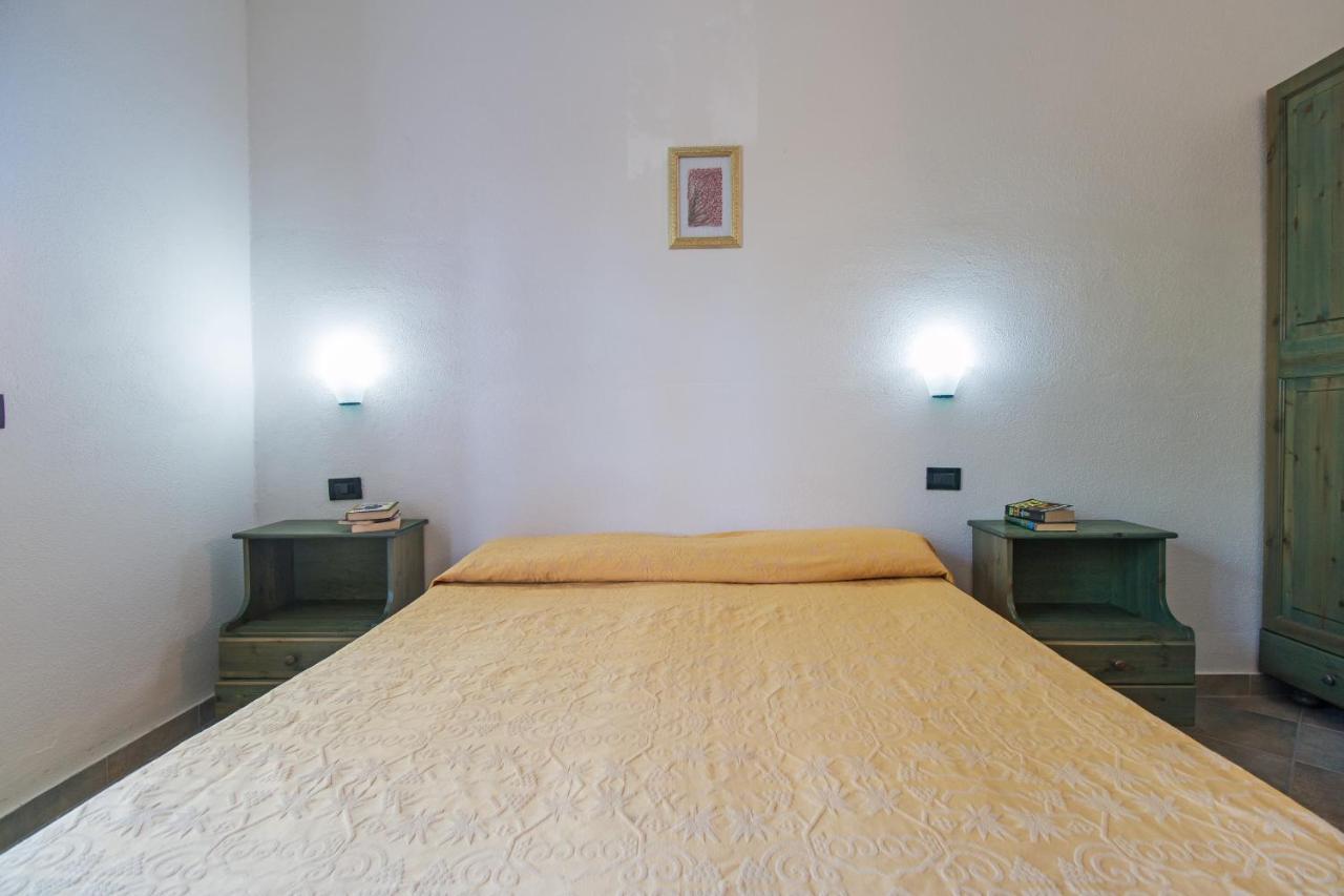 ホテル Residenza Gli Ontani オロゼーイ エクステリア 写真