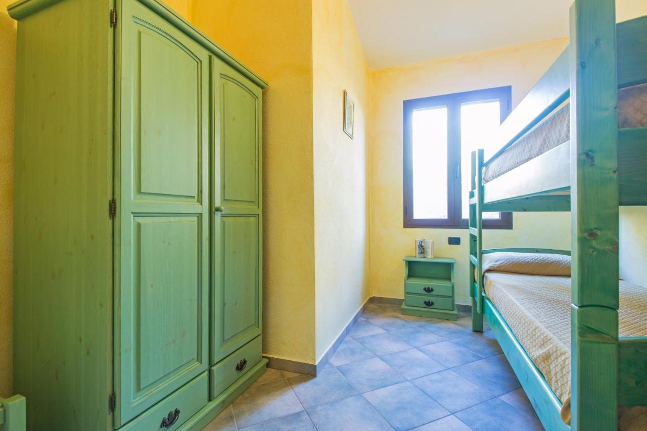 ホテル Residenza Gli Ontani オロゼーイ エクステリア 写真
